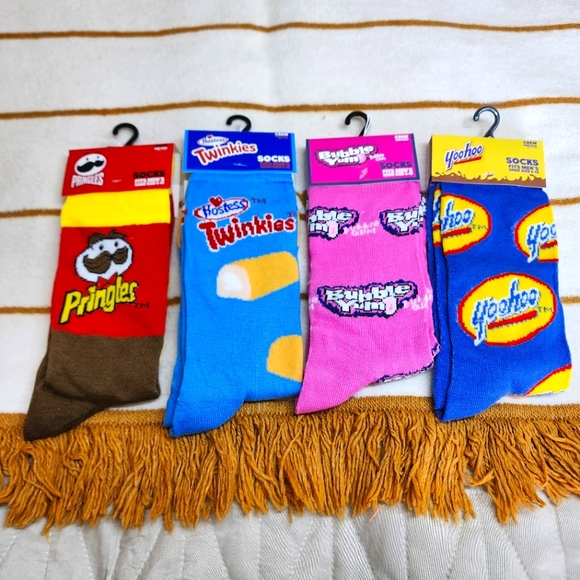 Apple Jacks Crew Socks. NWT. - Picture 6 of 7